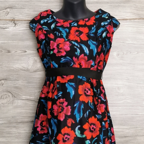 SMALL Motherhood, Floral Maternity Dress EUC - Picture 3 of 5